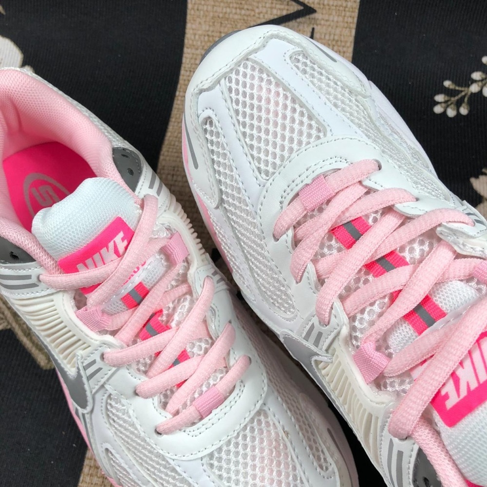 Nike White and Pink Breathable Sneakers